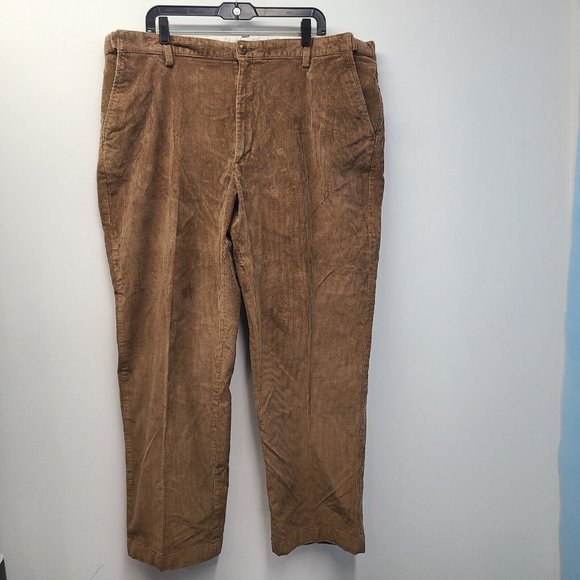 L. L. Bean Corduroy 44W X 30L Flat Front Pants Brown 98% Cotton 2% Spandex - Picture 1 of 5